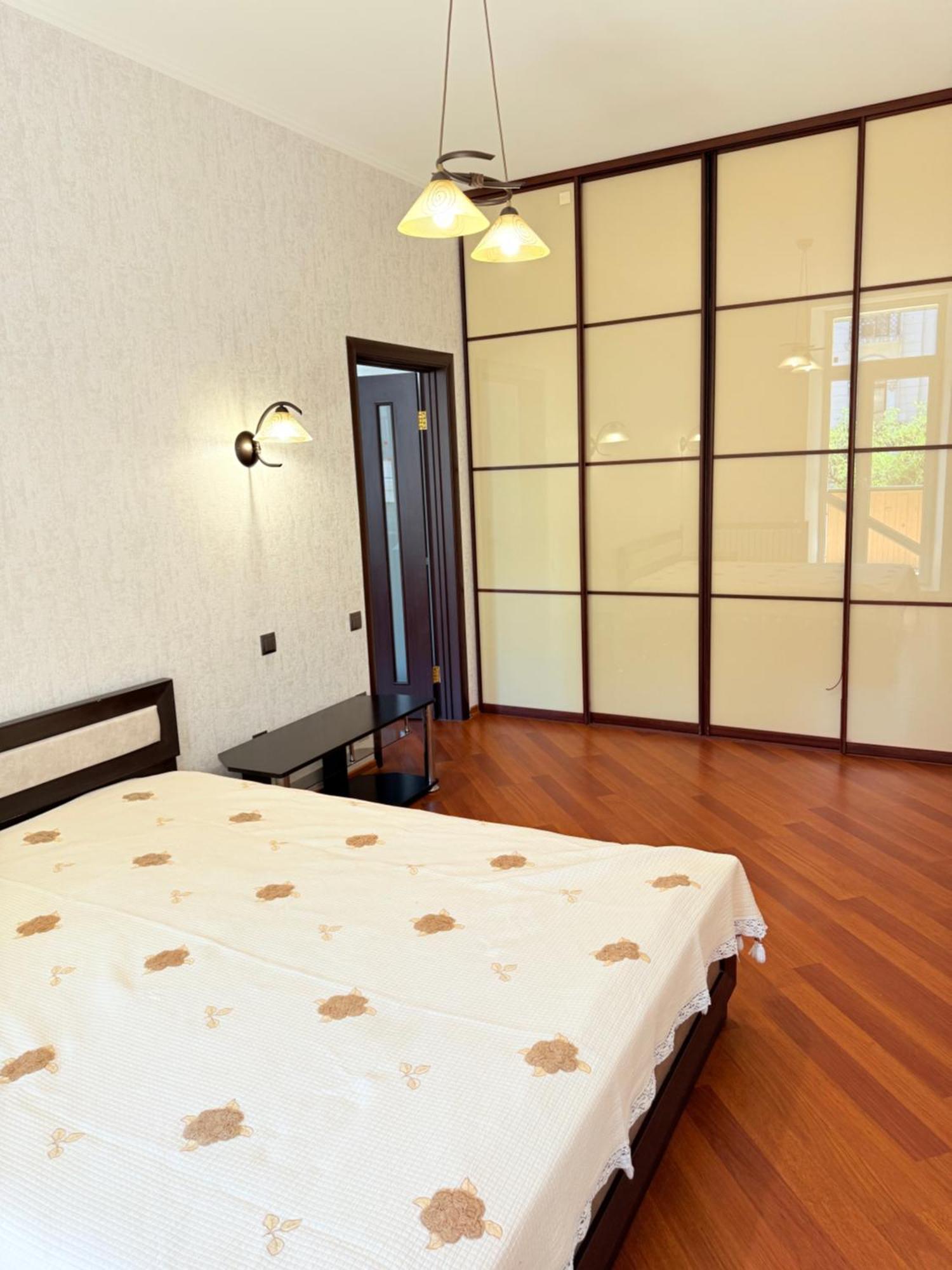 Светлая Квартира Apartment Odessa Exterior photo